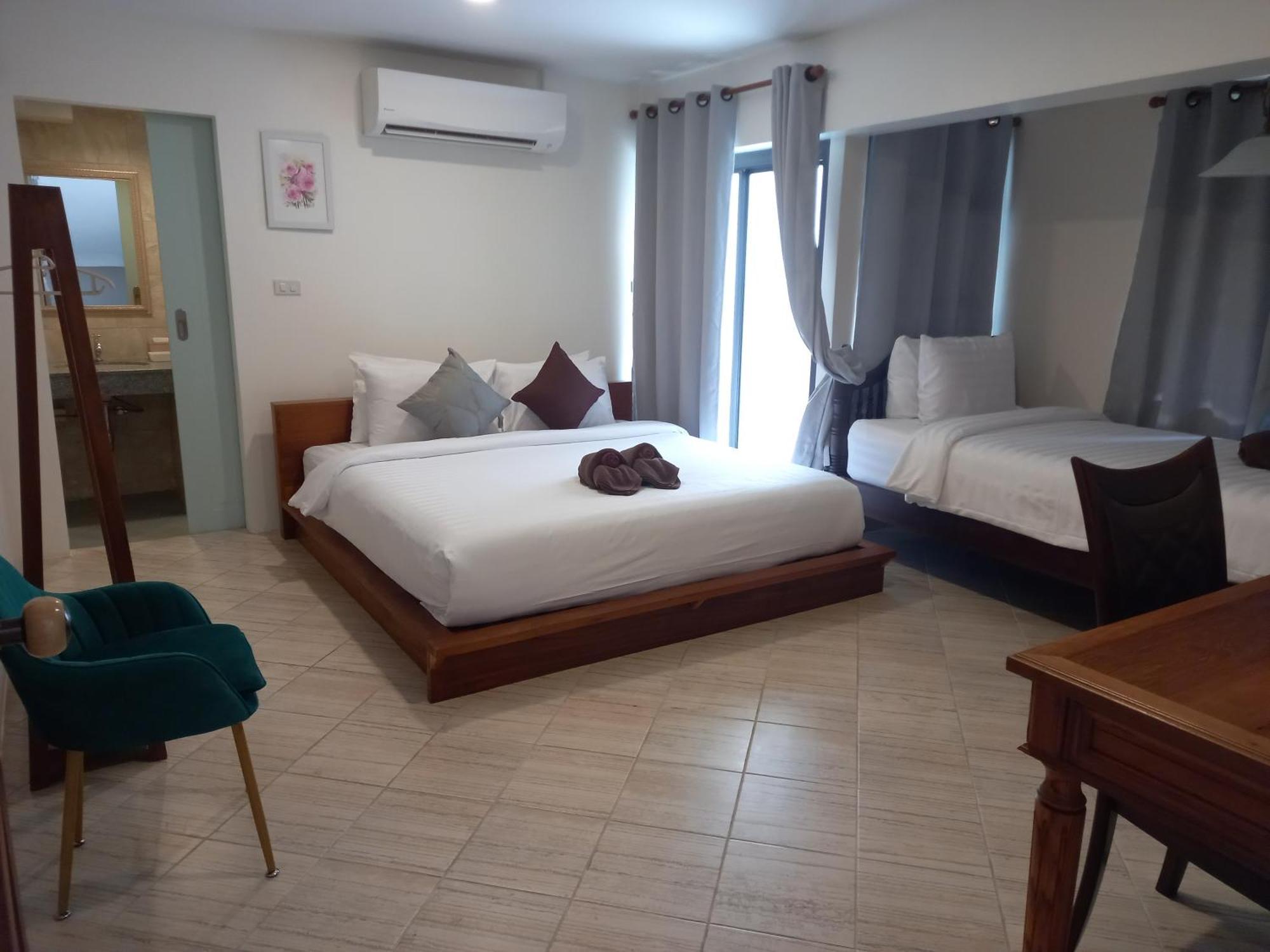 Valentier Cafe And Hotel Чиангмай Экстерьер фото